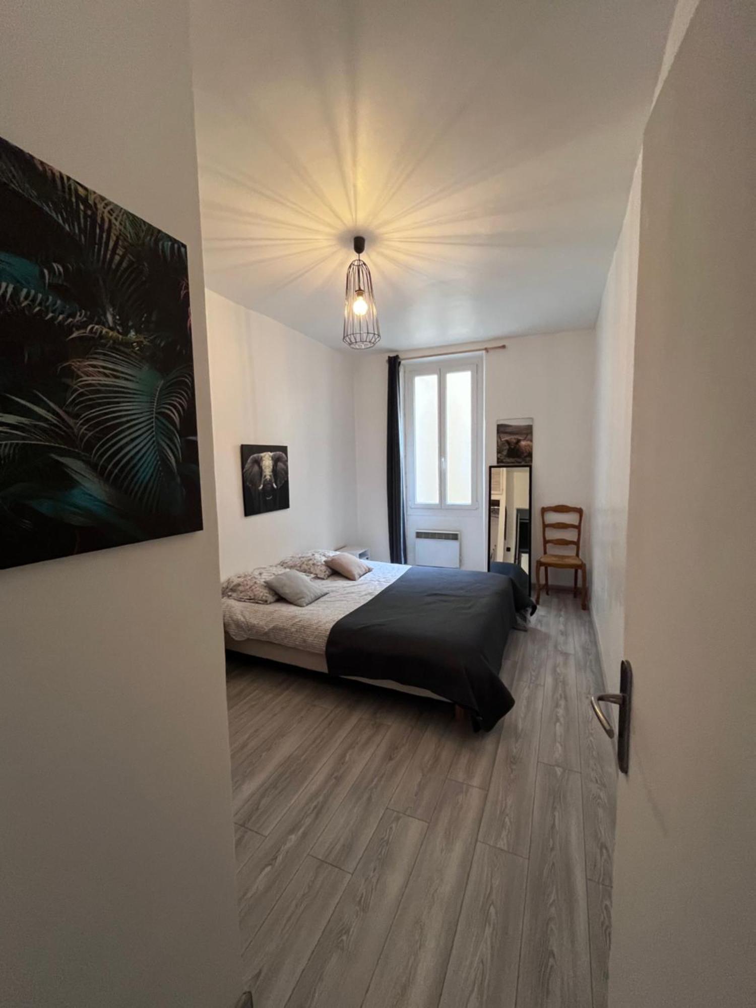 « Le Madeleine » Apartamento Marselha Exterior foto